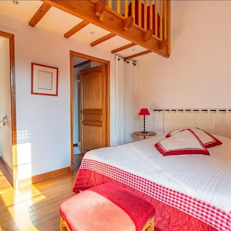 Holiday home Les Oiseaux_a Avec Piscine Chauffee *